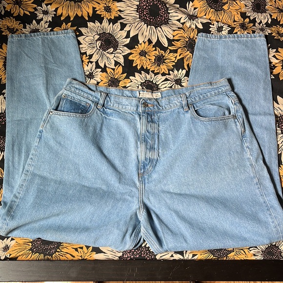 Asos Ripped Jeans - Picture 3 of 5